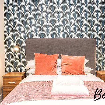 Spacious 2Br-1Ba - Grassmarket - Free Parking By Bonjour Residences אדינבורו מראה חיצוני תמונה