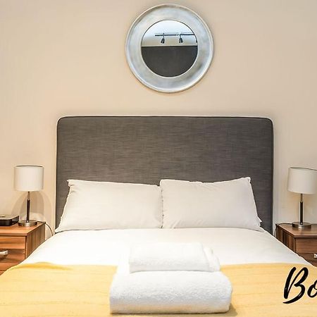 Spacious 2Br-1Ba - Grassmarket - Free Parking By Bonjour Residences אדינבורו מראה חיצוני תמונה