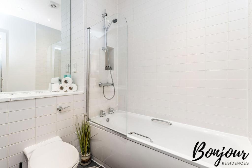 Spacious 2Br-1Ba - Grassmarket - Free Parking By Bonjour Residences אדינבורו מראה חיצוני תמונה