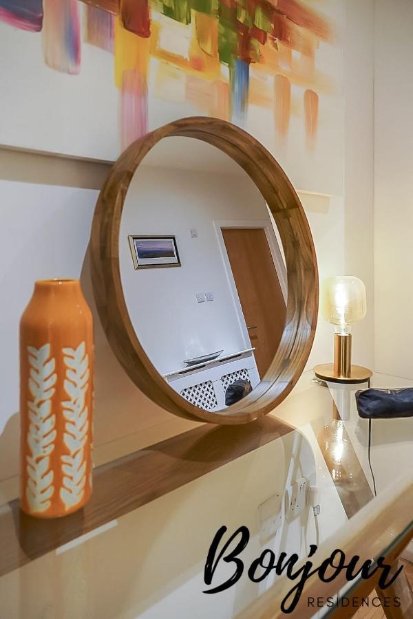 Spacious 2Br-1Ba - Grassmarket - Free Parking By Bonjour Residences אדינבורו מראה חיצוני תמונה