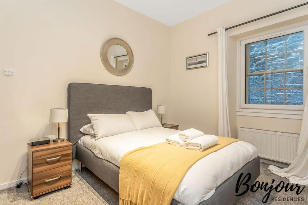 Spacious 2Br-1Ba - Grassmarket - Free Parking By Bonjour Residences אדינבורו מראה חיצוני תמונה
