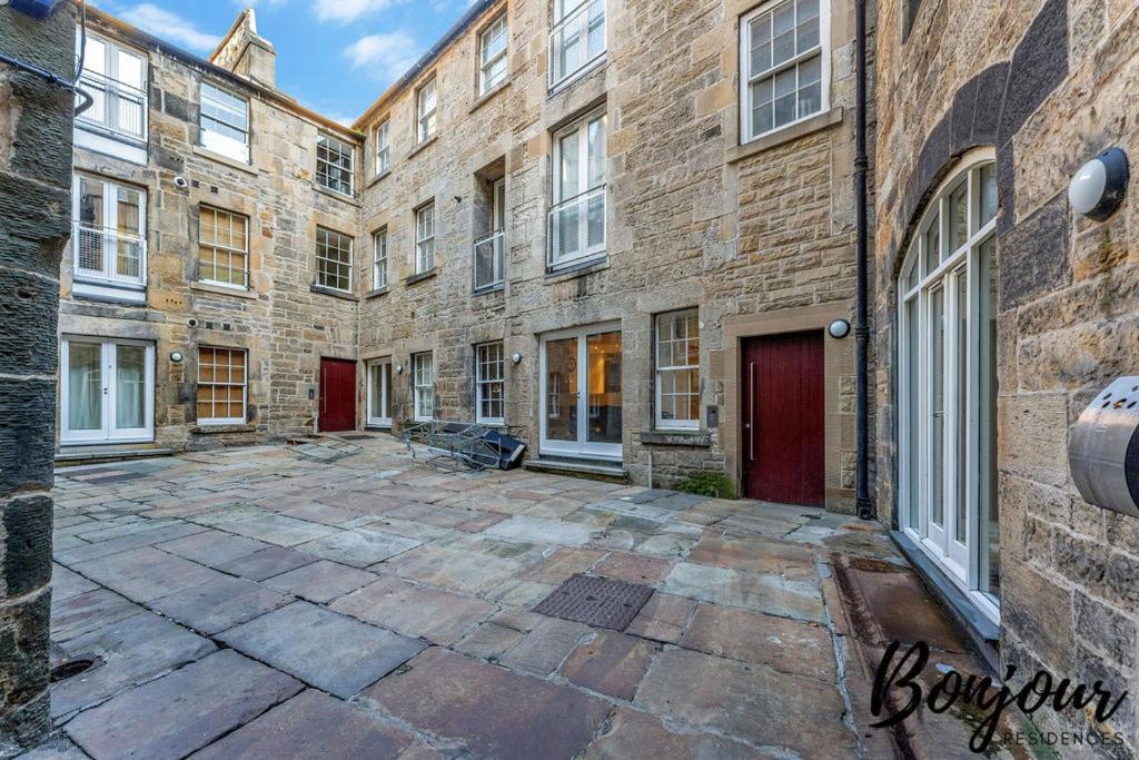 Spacious 2Br-1Ba - Grassmarket - Free Parking By Bonjour Residences אדינבורו מראה חיצוני תמונה