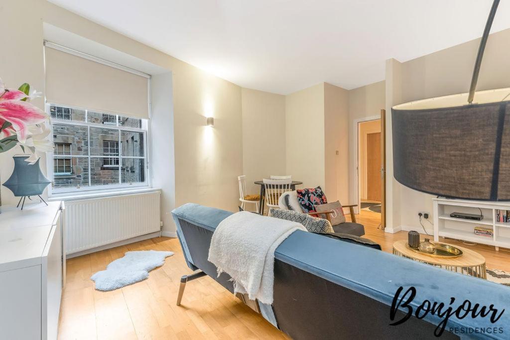 Spacious 2Br-1Ba - Grassmarket - Free Parking By Bonjour Residences אדינבורו מראה חיצוני תמונה