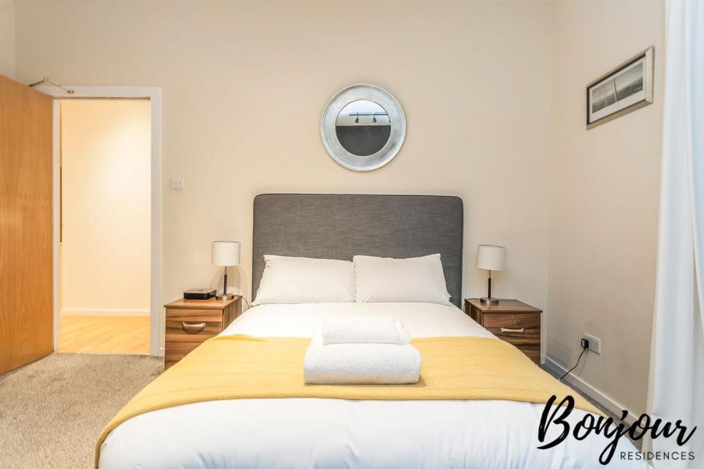Spacious 2Br-1Ba - Grassmarket - Free Parking By Bonjour Residences אדינבורו מראה חיצוני תמונה