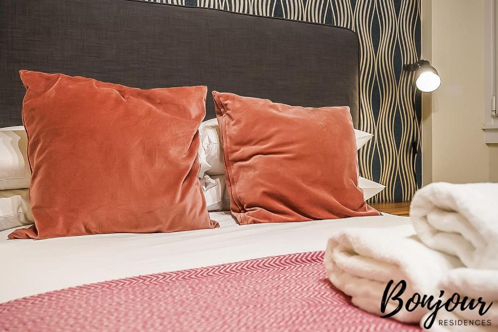Spacious 2Br-1Ba - Grassmarket - Free Parking By Bonjour Residences אדינבורו מראה חיצוני תמונה