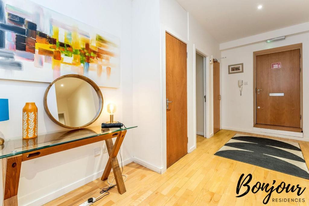 Spacious 2Br-1Ba - Grassmarket - Free Parking By Bonjour Residences אדינבורו מראה חיצוני תמונה
